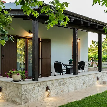 La Varik 4 * Litóchoron